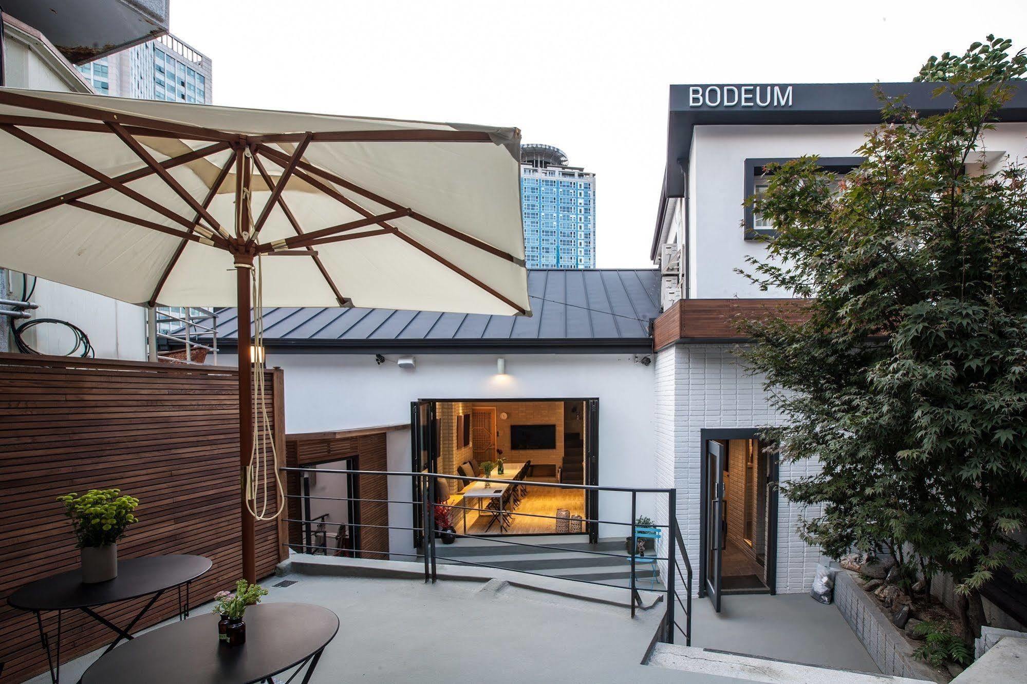 Bodeum Guesthouse Seoul Tower מראה חיצוני תמונה