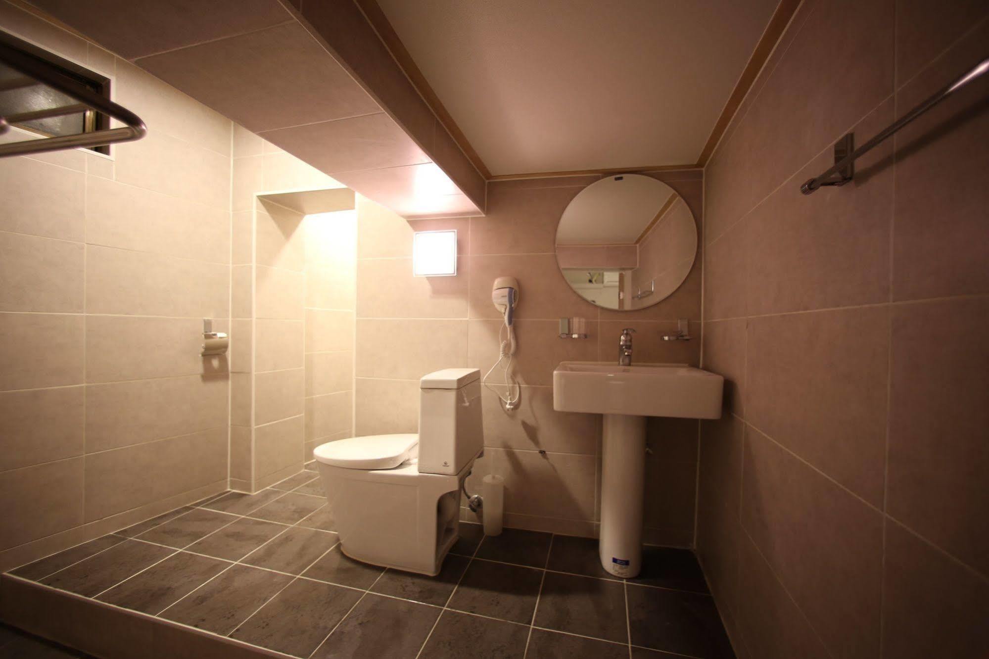 Bodeum Guesthouse Seoul Tower מראה חיצוני תמונה